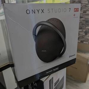 ลำโพงบลูทูธแบบพกพา7 <span class=keywords><strong>Harman</strong></span> Kardon <span class=keywords><strong>Onyx</strong></span> <span class=keywords><strong>Studio</strong></span> ใหม่ฟรี<span class=keywords><strong>5</strong></span>ชิ้น - Product Image 2