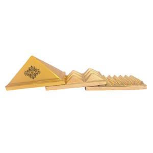 Pirámide de Latón de 3 Niveles con Símbolo Vastu Yantra de Prosperidad y Armonía para las Celebraciones de Diwali - Product Image 3