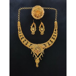 100% calidad de exportación 22K chapado en oro collar pendientes anillo conjunto con estilo de lujo conjunto de joyas para la venta por los exportadores - Product Image 1