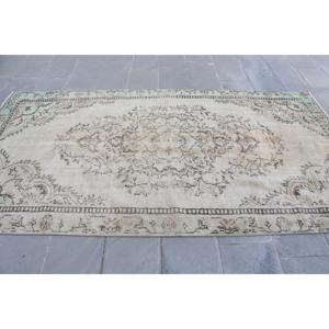 Tapis turc 5x9,3 pieds, tapis vintage en laine verte unie - Product Image 3