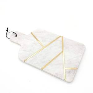 Tabla de cortar con incrustaciones de metal y mármol, utensilios de cocina al por mayor, tabla de charcutería con mango, vajilla, tabla de servir de mármol y madera - Product Image 1