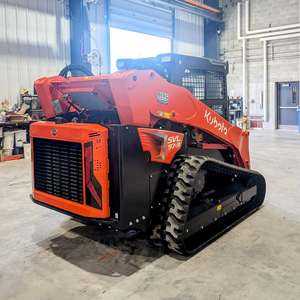 Cargadora de orugas Kubota SVL97-3 con motor diésel, tipo oruga negra, equipo de construcción de servicio pesado - Product Image 4