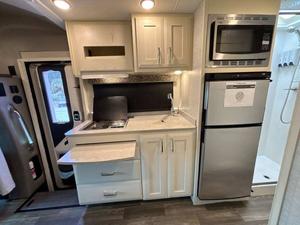 Nuevo T-i-f-f-i-n W-A-Y-F-A-R-E-R --2-5-S-W 2021, Casa Rodante Tipo Camping Cruiser para 4-6 Personas - Product Image 2