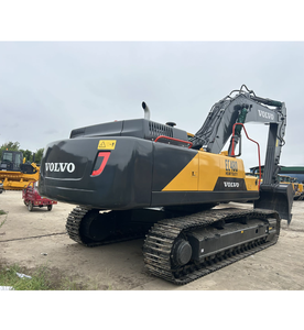 Excavatrices d'occasion Volvo EC480, 48 tonnes, sur chenilles, pour travaux de génie civil, avec boîte de vitesses, pompe et roulement CE - Product Image 2