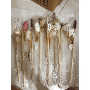 คันเบ็ดตกปลาของเล่นแมวด้ามจับไม้ทนทานมีดีไซน์ปลาเหมือนจริง - Product Image 2