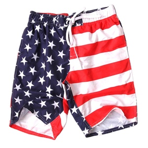Pantalones cortos sublimados para hombre con tela que absorbe la humedad, tacto suave, ajuste flexible, ideales para entrenamiento físico y comodidad diaria. - Product Image 1