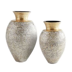 Vase à fleurs moderne en fer, design élégant en aluminium pour table, haute qualité, décoration maison et mariage, option logo personnalisé, best-seller - Product Image 3