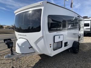 Autocaravanas Grand Design RVs Serenova 160LG 2025 2026 Económicas de 20 pies, con Capacidad para 4 Personas, Toldo Eléctrico de 11 pies, Remolques de Viaje Disponibles - Product Image 3