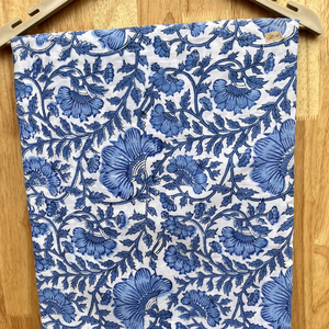 Manufacturer's Luxury Summer Wear Girls' Bags Curtains Beautifully Hand-block Printed 18-Yard Cotton Fabric Woven - Product Image 1