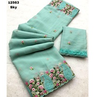 Beaux vêtements ethniques brodés pour femmes Saree georgette brodé pour les mariés-Femme de chambre à prix de gros