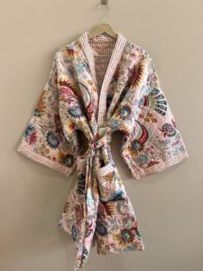 Robe kimono matelassée à imprimé floral en coton, faite à la main, longue veste pour femme - Product Image 5