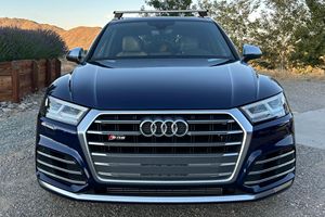 SQ5 Premium Plus 2018, 25 mil millas, Tubo V.6 - Product Image 3