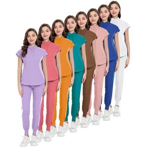 Uniforme de enfermera de exfoliación médica de moda de alta calidad, logotipo personalizado, 15 colores sólidos, pantalones elásticos con cuello levantado, tela de punto - Product Image 6