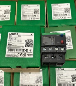 Schneider TeSys LRD Series LRD12 5,5-8A MV & HV Contactores de voltaje Relé de sobrecarga térmica diferencial con 1,6-6A - Product Image 1