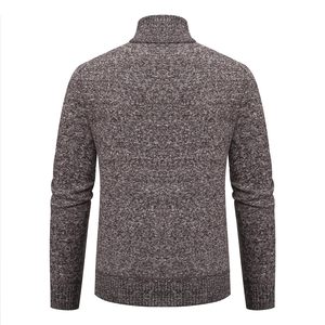 Suéter de punto de algodón 100 con bordado de logotipo personalizado de alta calidad para hombre cárdigan universitario OEM manga larga prendas de punto suaves de alta calidad - Product Image 4