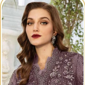 Organza artesanal de primera calidad Shalwar Kameez con ropa india y paquistaní Dupatta bordada con base Santoon - Product Image 1