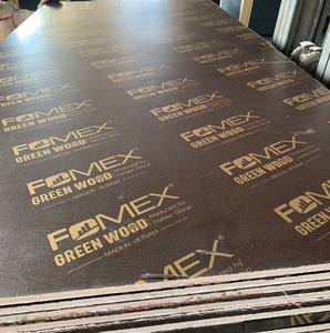 Contreplaqué à face filmée de 12mm et 18mm de fabrication vietnamienne mélamine brun E2 bouleau pour la construction extérieure et les décorations d'hôtel - Product Image 4