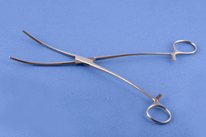 Pinzas Quirúrgicas Curvas Bozeman para Utero, 250 mm, Pinzas Quirúrgicas Manuales de Acero Inoxidable MayoMed - Product Image 3