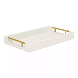 Plateau de service en métal moderne avec finition bicolore utilisé pour offrir des célébrations de pendaison de crémaillère ou une utilisation personnelle dans la cuisine - Product Image 1