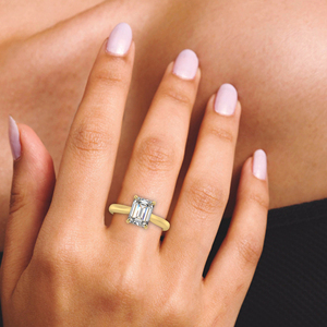 แหวนแต่งงานทองคำ 18K คุณภาพสูง ประดับเพชรโมอิสซาไนต์ทรงสี่เหลี่ยมมรกต สำหรับผู้หญิงในโอกาสวันครบรอบ - Product Image 3