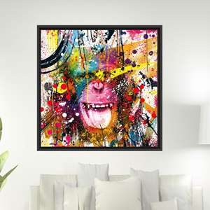 Lienzo impreso con arte de grafiti de mono vibrante, decoración moderna, con marco negro - Product Image 1