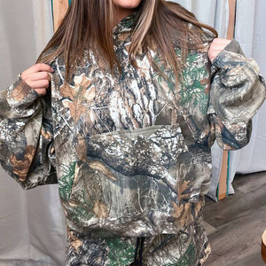 Nouvel ensemble décontracté pour femme : sweat à capuche tricoté avec badge et short, personnalisable avec logo, en polaire chaude pour l'hiver - Product Image 2