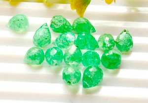 Natural Green Strawberry Quartz Loose Gemstone Micro Faceted Teardrop Side Drill Gemstone 6x8mm - Product Image 2