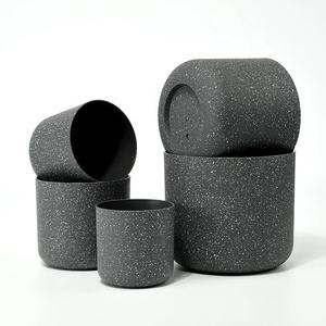 Florero de hierro acabado en polvo al por mayor para boda, hogar, decoración de hotel, logotipo personalizado hecho a mano, diseño industrial de tendencia - Product Image 2