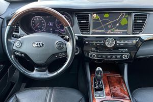 Kia K900 Luxury 2015 Usado, Sin Reserva, Sedán de Lujo Kia Raro, V8 de 420 hp, Paquete VIP, Propiedad del Sur - Product Image 4
