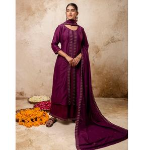 Ensemble Kurta évasé en soie mélangée brodée de luxe pour femmes avec palazzo et dupatta, parfait pour les mariages, pour l'exportation - Product Image 1