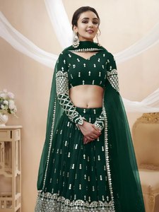 Lehenga Choli de Georgette Verde Esmeralda Regal con Bordado de Zari y Lentejuelas, Estilo Bollywood de 3.5m, para Bodas y Fiestas - Product Image 5