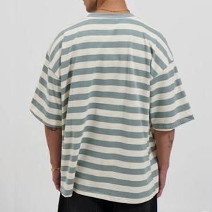 T-shirts à manches courtes rayés pour hommes, coupe ample et oversize, style hip-hop streetwear, personnalisables en gros, fabrication en usine - Product Image 3