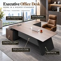 Bureau de direction moderne, table de direction personnalisée avec armoire latérale et plateau de travail en bois spacieux