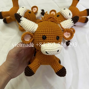 2025 tendencia caliente al por mayor hecho a mano lindo ganchillo jengibre vaca con cuerno Amigurumi muñeca especial cumpleaños regalo de Navidad para niños - Product Image 2
