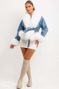 Vente en gros de veste en denim bleu premium blanc en fausse fourrure personnalisée à manches longues et bouffantes conçue pour les femmes pour un confort en toutes saisons - Product Image 2
