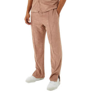 Usine de fabrication de pantalons de survêtement en molleton doux, créant des pantalons de jogging respirants avec taille élastique et logos personnalisés pour un usage quotidien - Product Image 6