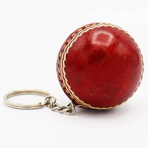 Llavero de bola roja de cricket de calidad superior disponible - Product Image 6