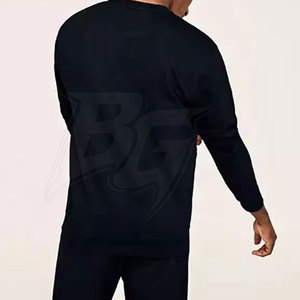 เสื้อสเวตเชิ้ตผ้าทนทาน สัมผัสนุ่มสบาย ปักลายอย่างประณีต ผ้าพรีเมียมเนื้อหนา ทรงหลวม คอกลม เหมาะสำหรับฤดูหนาว - Product Image 3