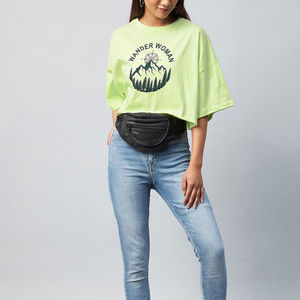 Nuevo artículo Mujeres Crop Top Camisetas Diseño impreso personalizado Ropa de calle Traje de moda Look Crop Top Camisetas para mujeres OEM - Product Image 4