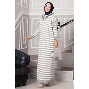 Vestido de punto de cuello alto con cremallera gris - Product Image 1