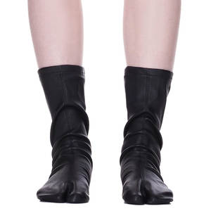 Vente directe d'usine Vêtements décontractés Chaussettes en cuir Produits les plus vendus Tissu souple Fabriqué en cuir pour hommes Khuffs - Product Image 4