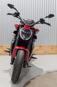 2026 Líder en subastas comerciales, XDiavel V4 Rojo Intenso, Listo para enviar - Product Image 4