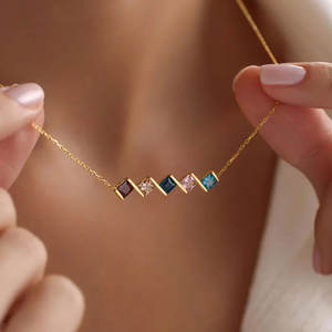 สร้อยคอแบบมินิมอลชุบทอง 10K พร้อมจี้ประดับอัญมณีหลากสีรูปกระดิ่ง ของขวัญแต่งงานสุดหรู - Product Image 1