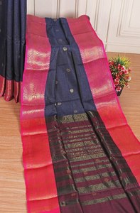 Beautiful Lite Weight Saree Soft Flowing Crape avec un beau tissage - Product Image 4