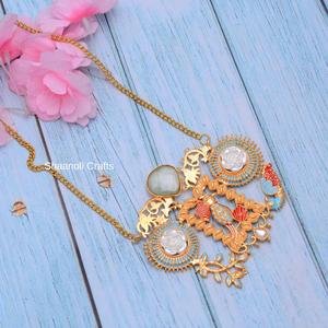 สร้อยคอฟิวชั่นชุบทองทำด้วยมือสำหรับผู้หญิงทำด้วยมือด้วยอัญมณีดิบสไตล์ทางศาสนาเครื่องประดับสำหรับงานแต่งงาน - Product Image 1