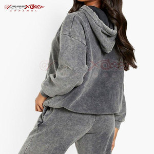 Survêtement délavé à l'acide pour femmes avec capuche à manches longues et bas à taille élastique Survêtement délavé à l'acide pour femmes - Product Image 6