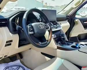 Toyota Land Cruiser 300 Série VX V6 4.0 L essence boîte manuelle, modèle 2019 - Product Image 5