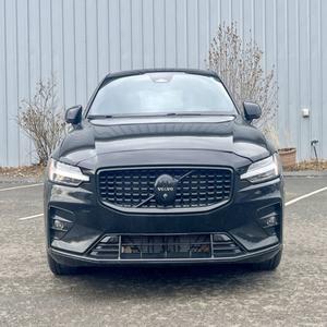 MEILLEUR PRIX POUR VOLVO S60 B5 PLUS BLACK EDITION 2024 - Product Image 1