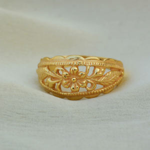 Joyería elegante minimalista francesa, anillo de banda de girasol chapado en oro de 18 quilates resistente al agua, anillo de dedo de acero inoxidable - Product Image 2