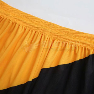 Uniforme de basket-ball personnalisé uniforme de basket-ball uni à bas prix fabriqué au Pakistan pour hommes - Product Image 5